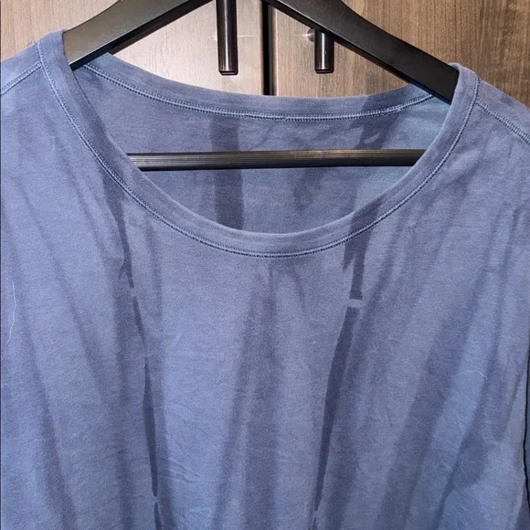 LULULEMON ATHLETICA men’s long sleeve relaxed-fit cotton tee - Picture 2 of 5